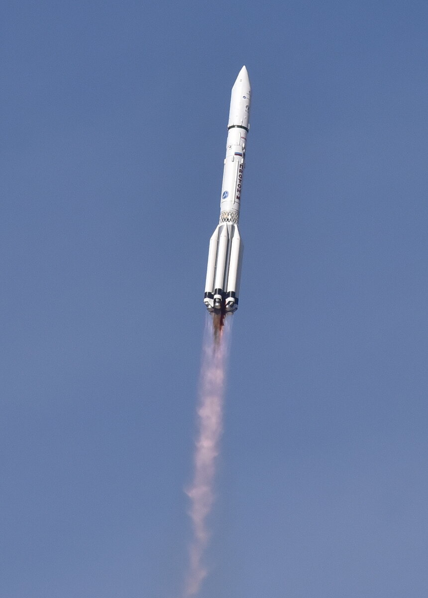 Протон-М в полёте