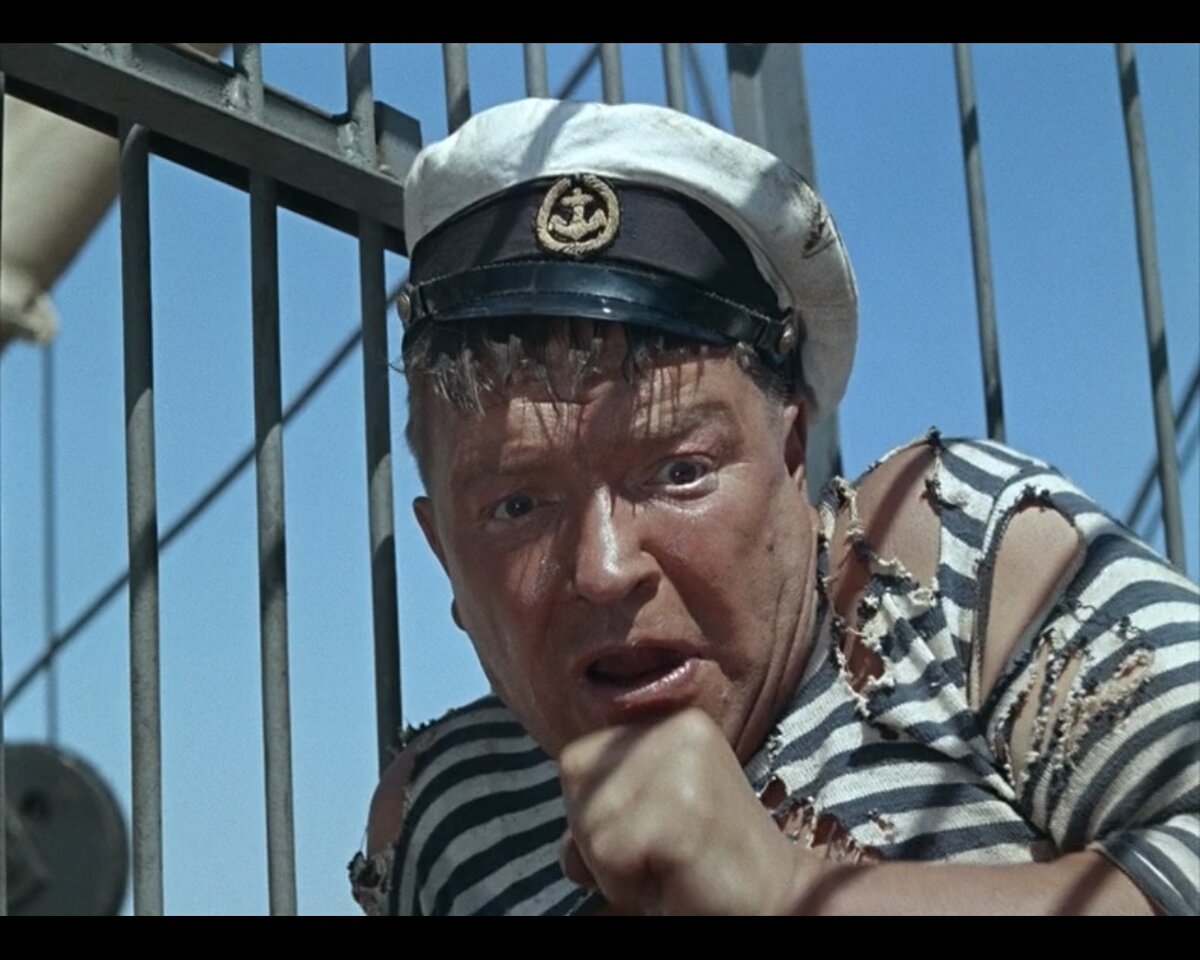 Кадр из фильма "Полосатый рейс"