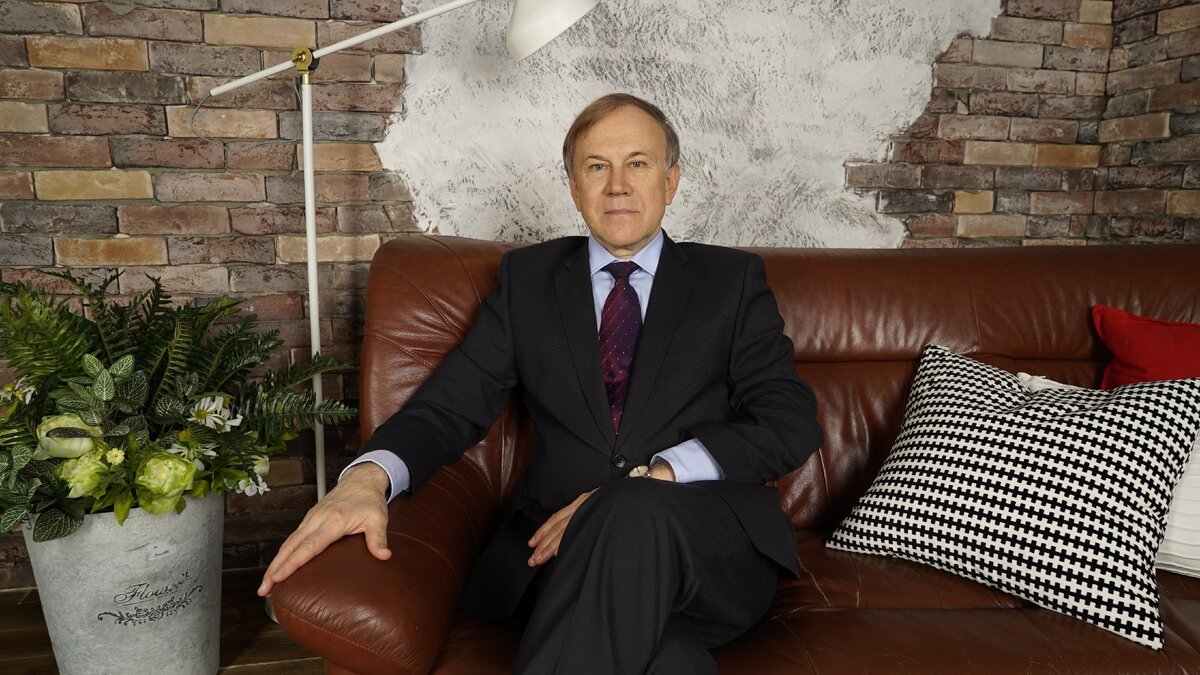 Анатолий Донской, профессор