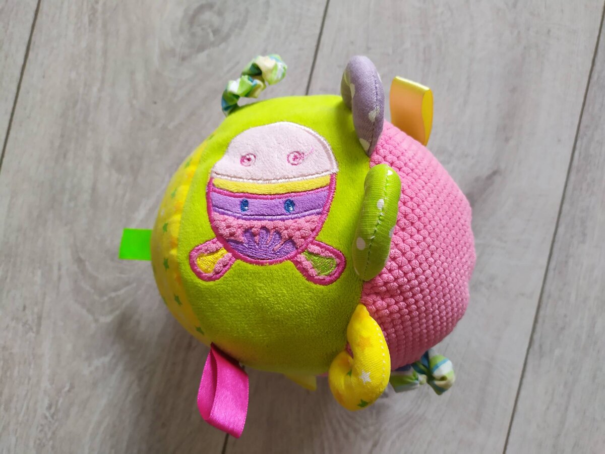 Наш мягкий мячик