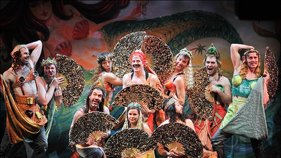 Питер уир фильмы. Peter show. Peter show. Евгения косыгина танцующий художник. Peter show.