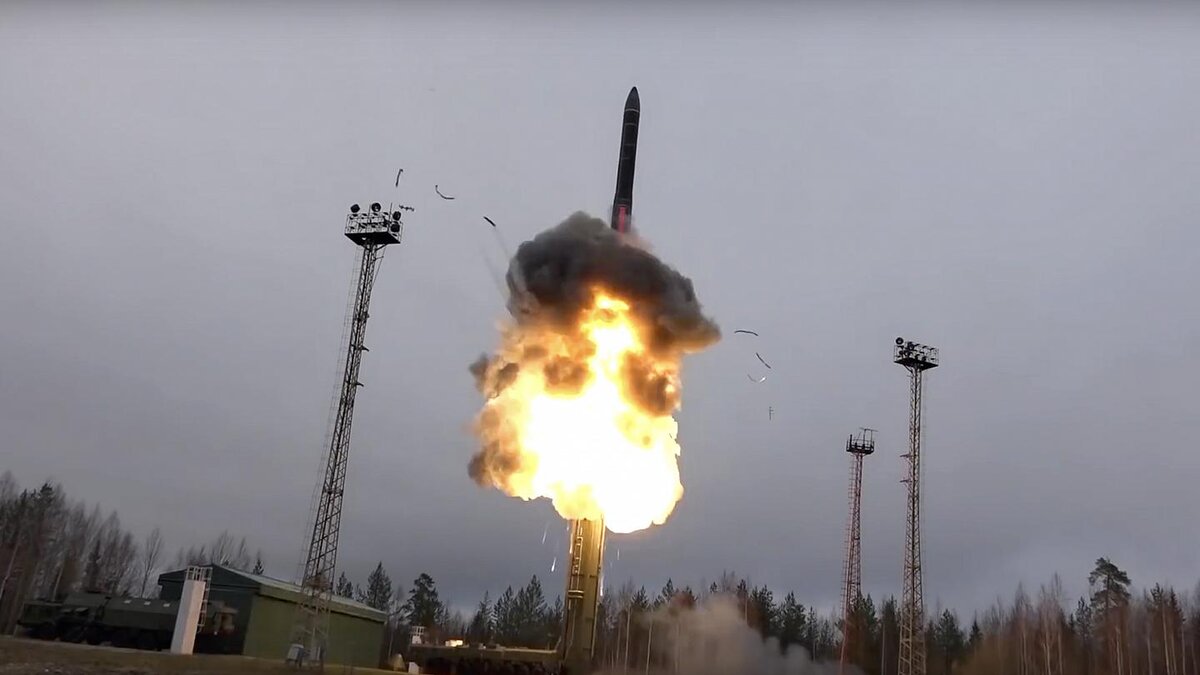Запуск гиперзвуковой ракеты "Авангард". Взято из Яндекс-картинок