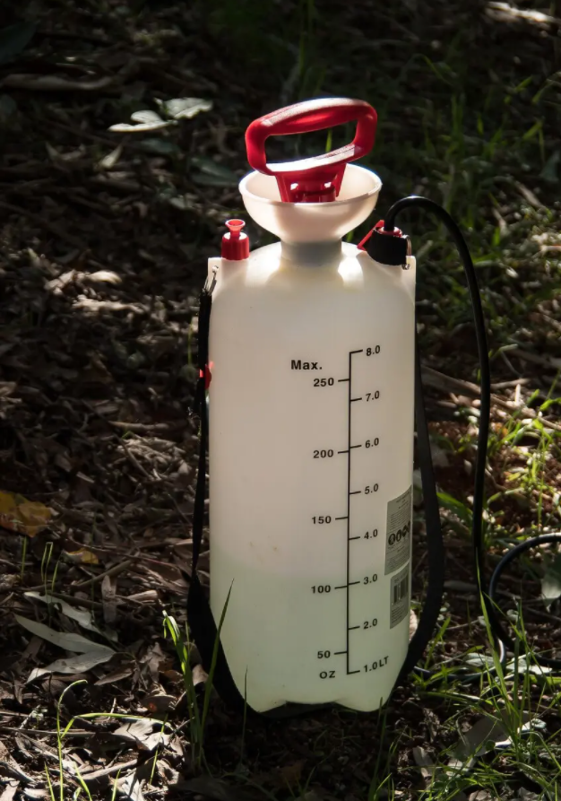 Опрыскиватель под давлением