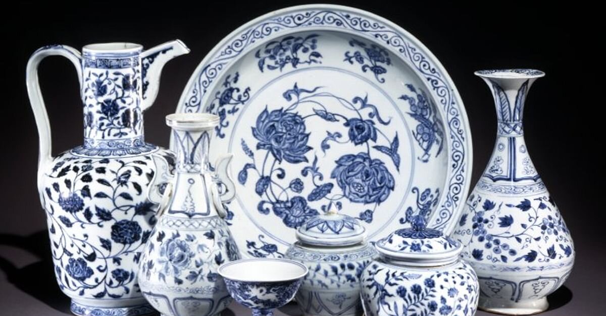 Европа познакомилась с китайским фарфором в конце 13-го века, когда путешественник Марко Поло привез из Китая партию поразившей его тончайшей посуды.