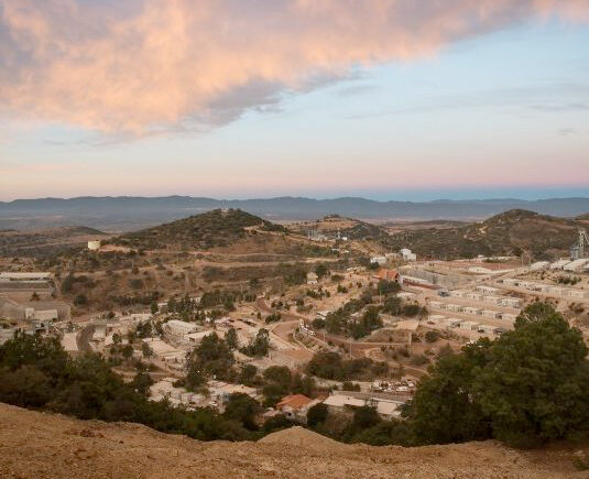 La Colorada (Мексика) - крупнейшее производство серебра после расширения 2016. Рудник также богат цинком и свинцом, содержит золото.