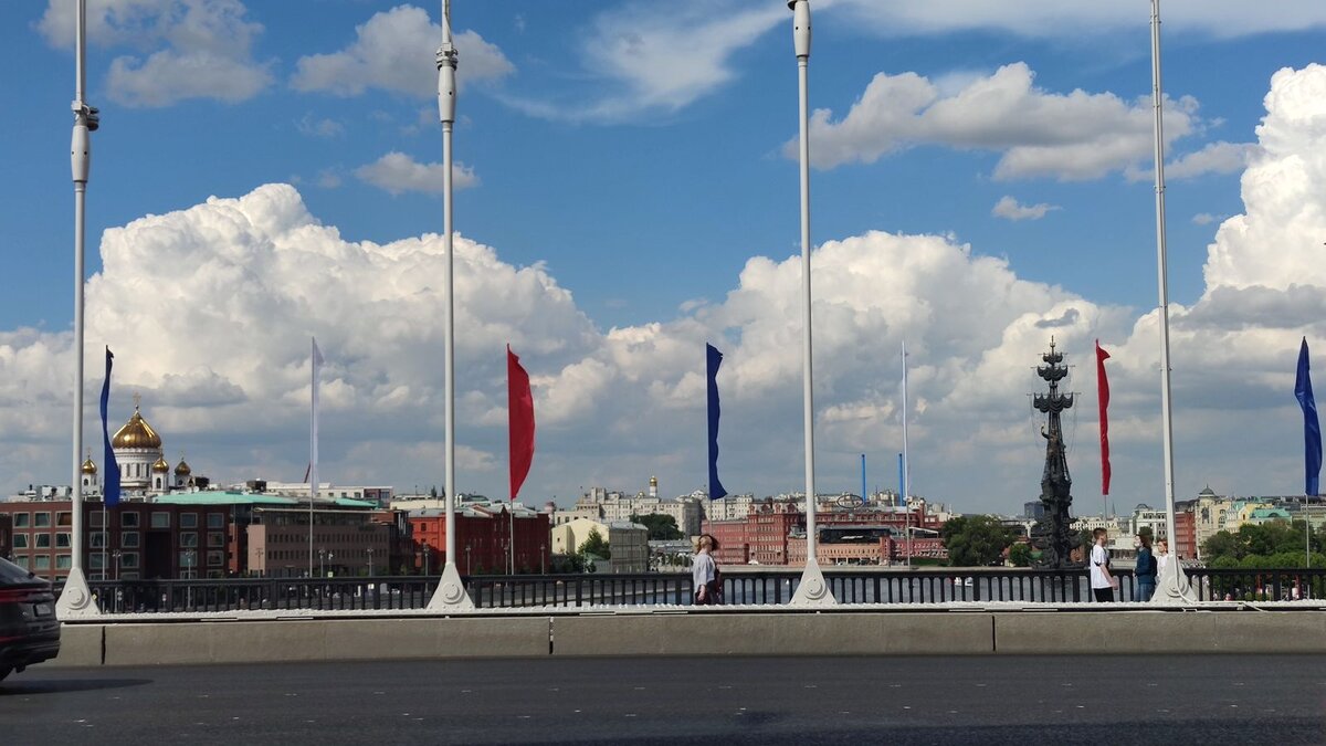 Вид на Москву с Крымского моста