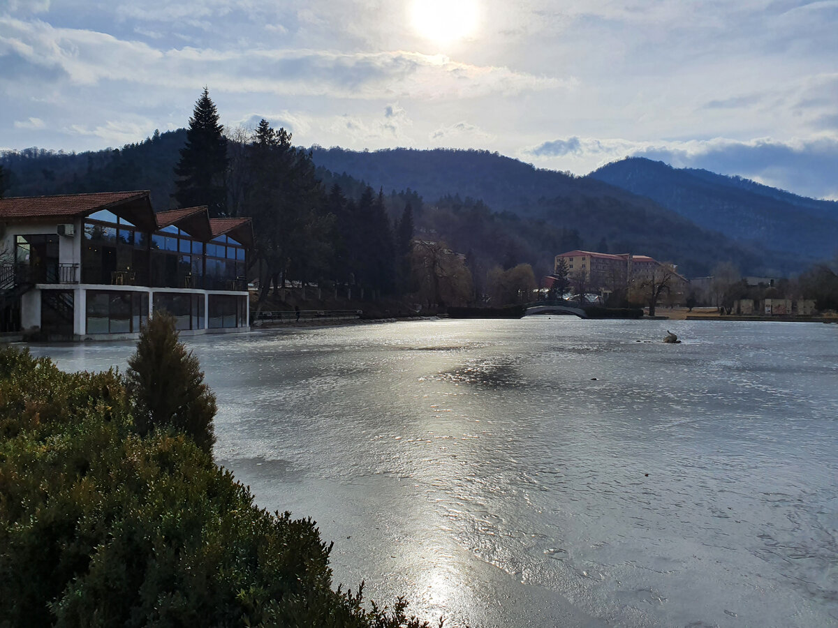 Дилижан в Армении. Февраль 2022 г.