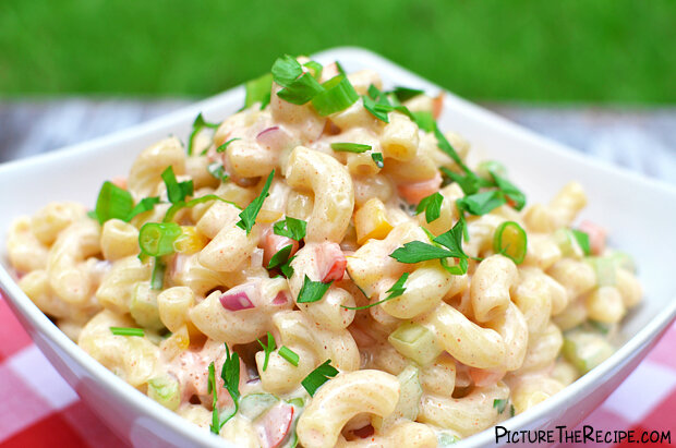 original: https://picturetherecipe.com/recipes/sweet-n-creamy-macaroni-salad/