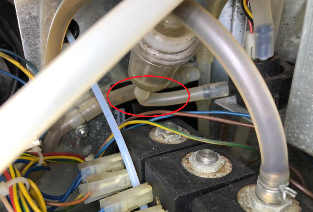 Было бы странно, если кофемашина продолжала работать🤔.