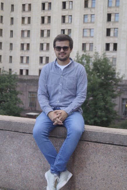 
— Но все равно, получается, для тебя это была проверка, гуманитарный интерес?