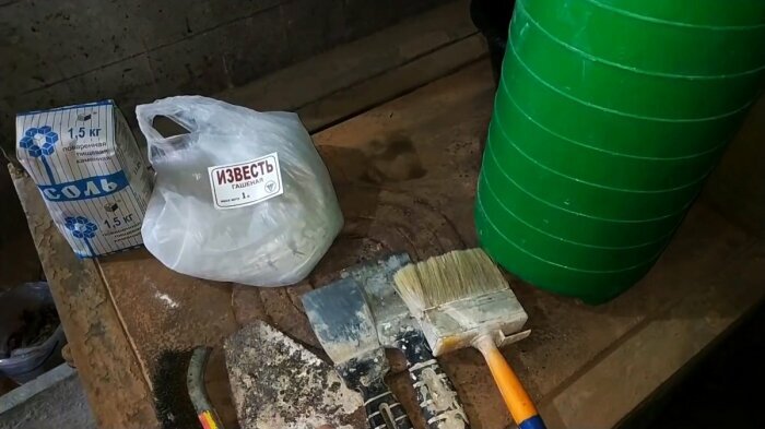 Понадобятся известь и соль. /Фото: pechi-sibiri.ru.