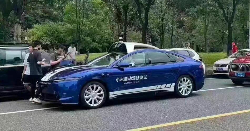 прототип беспилотного электромобиля Xiaomi Car - начало обучения...