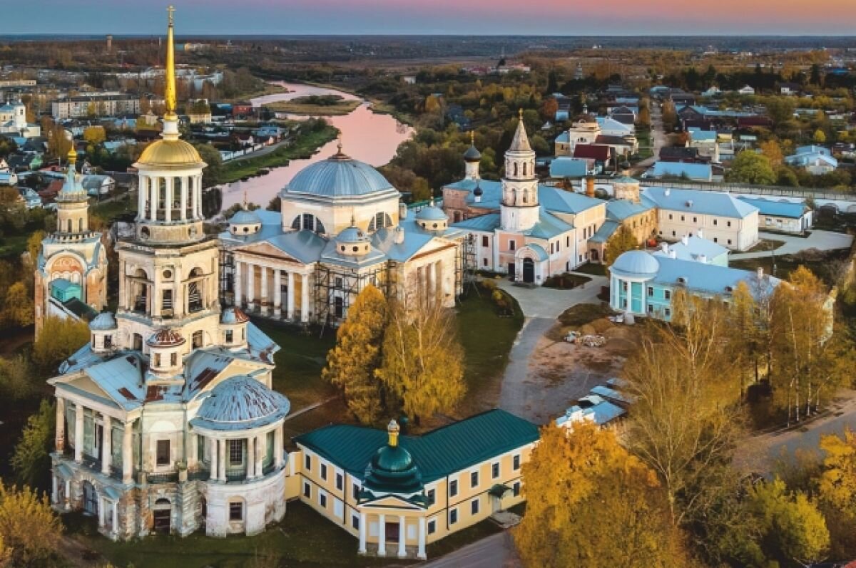    В Торжке на День города закроют проезд по нескольким улицам