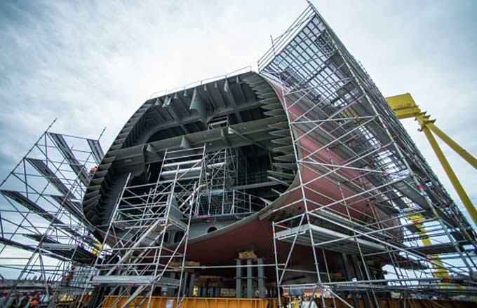 «Норникель», «Росатом» и ДЦСС (в него входит верфь «Звезда», на фото) в 2021 году заключили соглашение о намерениях совместно проектировать и построить ледокол на дизтопливе и СПГ