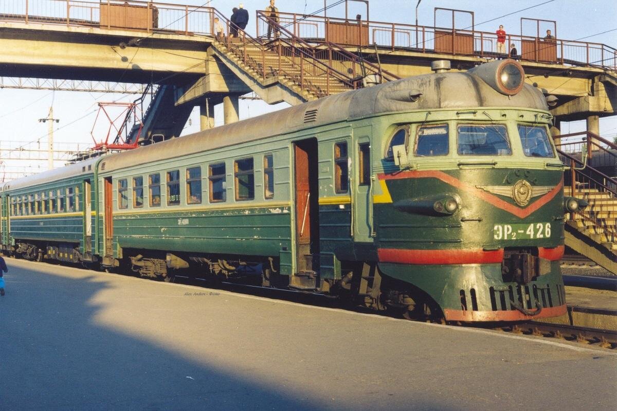 Поезд сс. Эр1 эр2 электропоезд. Эр2 электропоезд СССР. Эр2-004. Эр1 электропоезд электропоезда.