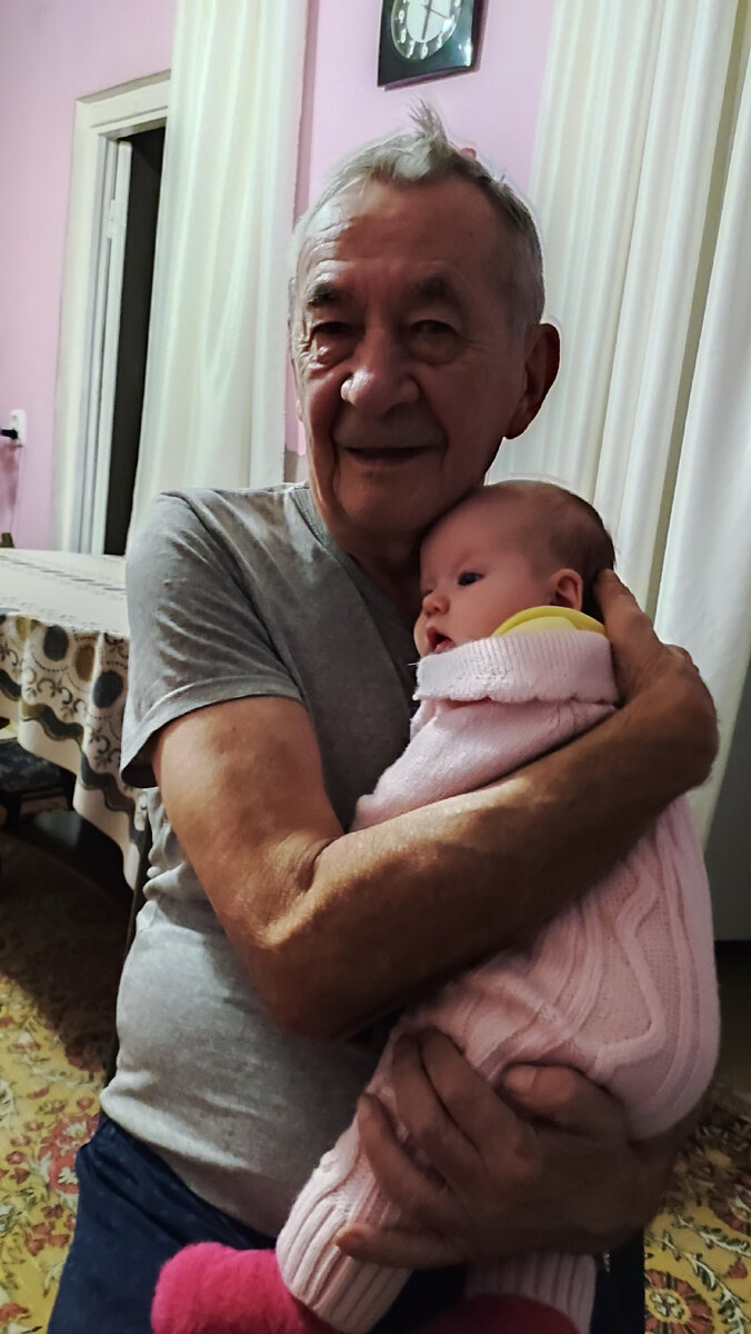 Папа с Тасей