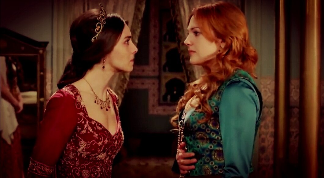 Кадр из сериала "Великолепный век" 