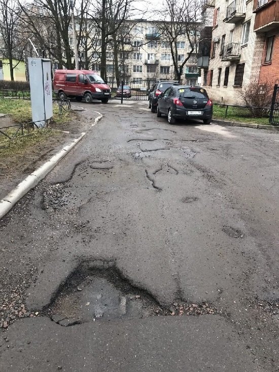 Один из дворов Фрунзенского района. Источник: телеграм-канал «PROтест»