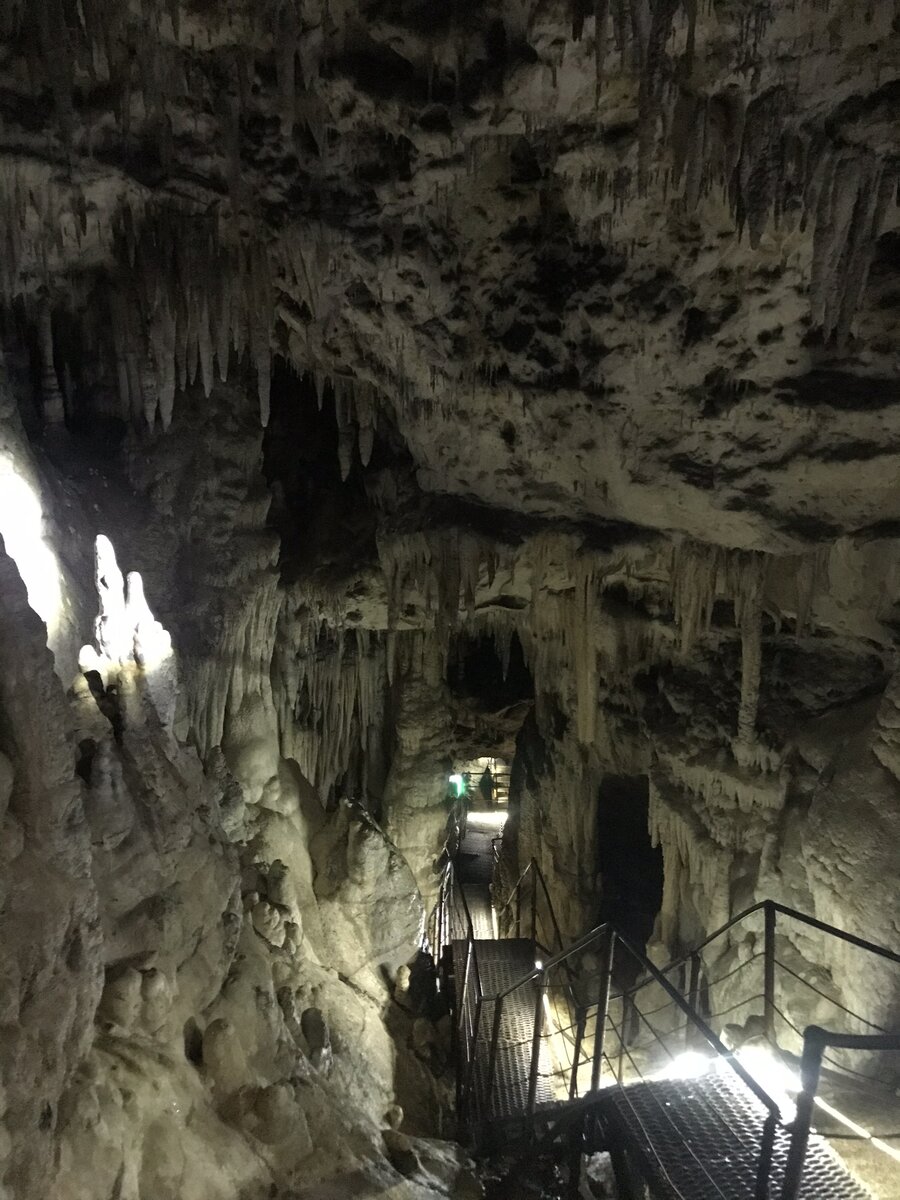 Большая Азишская пещера