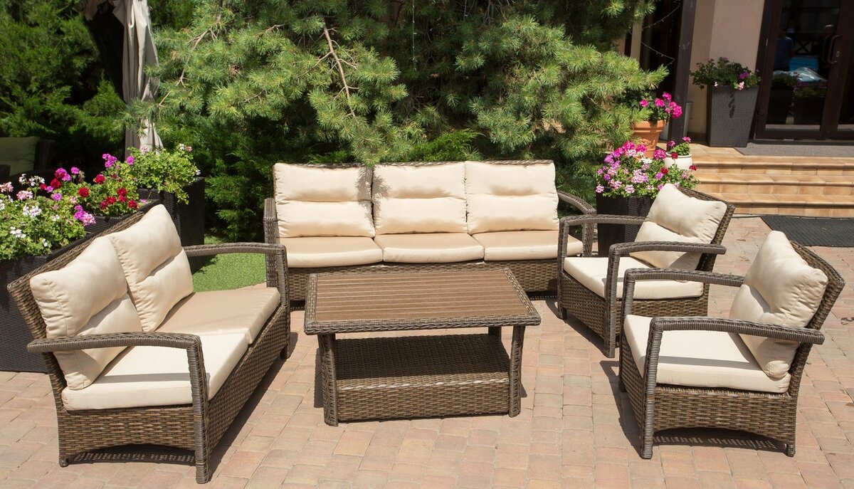 Садовая мебель из ротанга