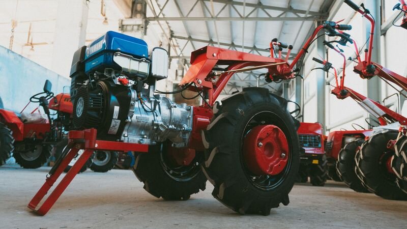 На отечественном тракторном заводе в Минске появилась новинка — мотоблок МТЗ Беларус 08Н-01 с двигателем YAMAHA.