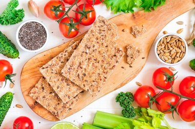 хлебцы с укропом и чесноком
