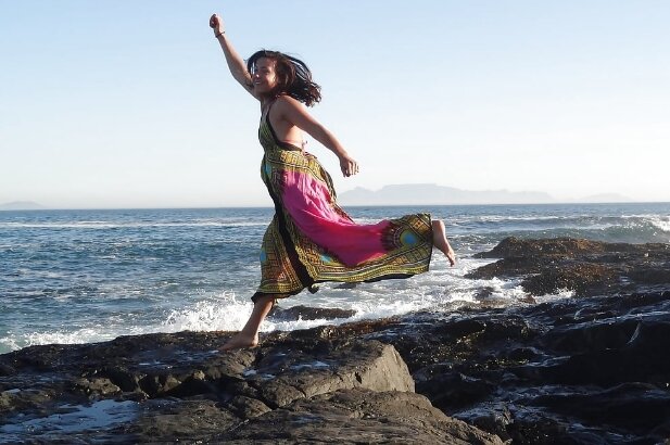 Почему же в России наши красавицы не такие счастливые?! (взято с сервиса Яндекс Картинки)