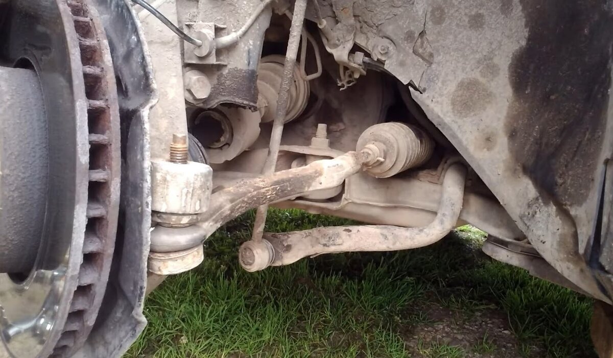 Замена рулевой тяги