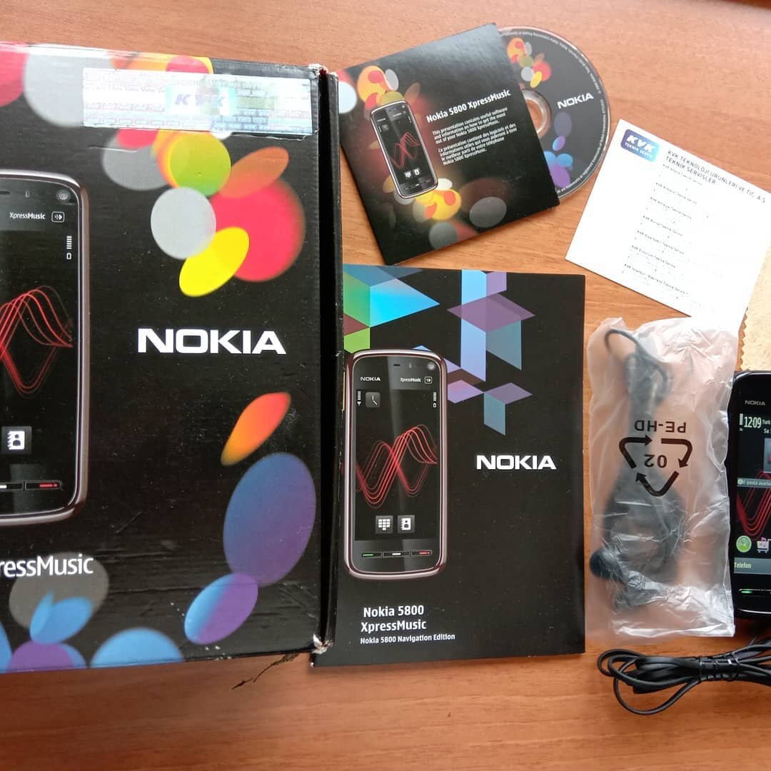 Nokia 5800 XpressMusic - первый смартфон | Кнопочные телефоны Rarephones.ru  | Дзен