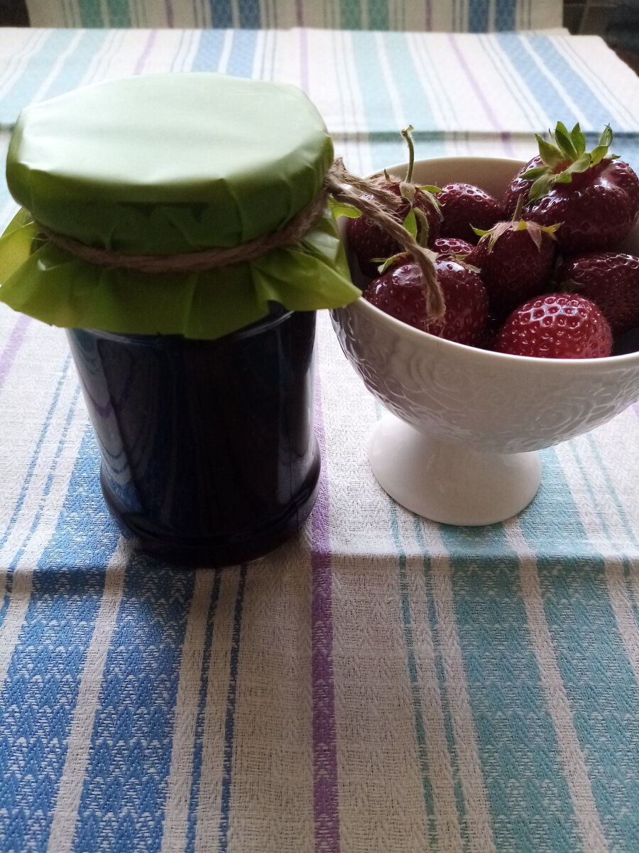 варенье уже в баночках