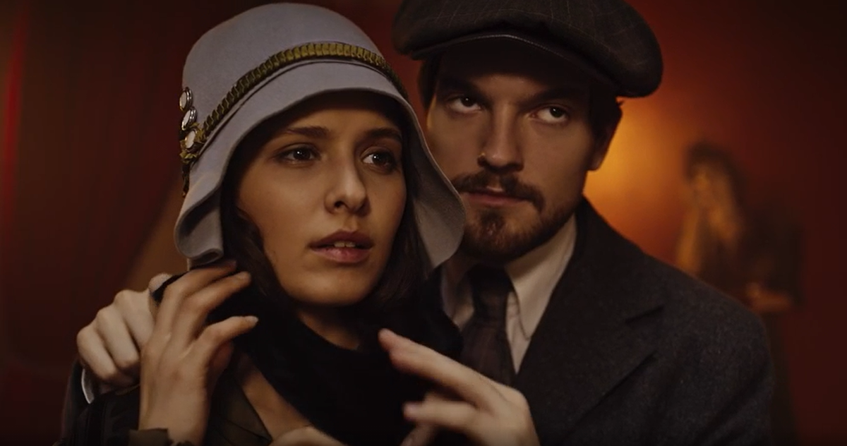 Любовь Аксенова и Никита Волков "Цыпленок жареный"