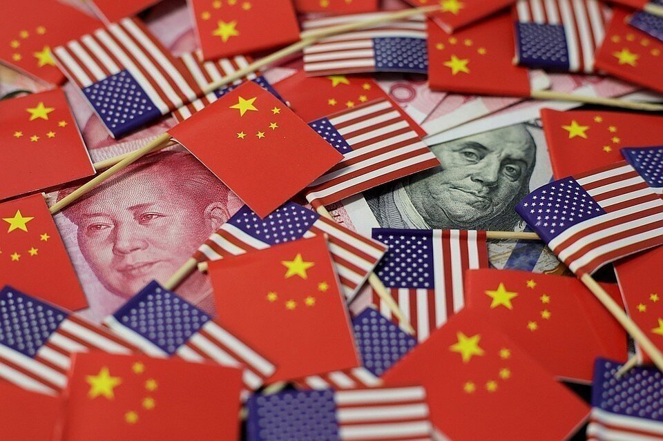     Китай введет ответные визовые ограничения для ряда чиновников США  REUTERS