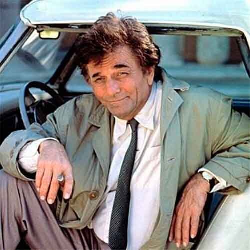 Питер Фальк в роли лейтенанта Клоломбо.