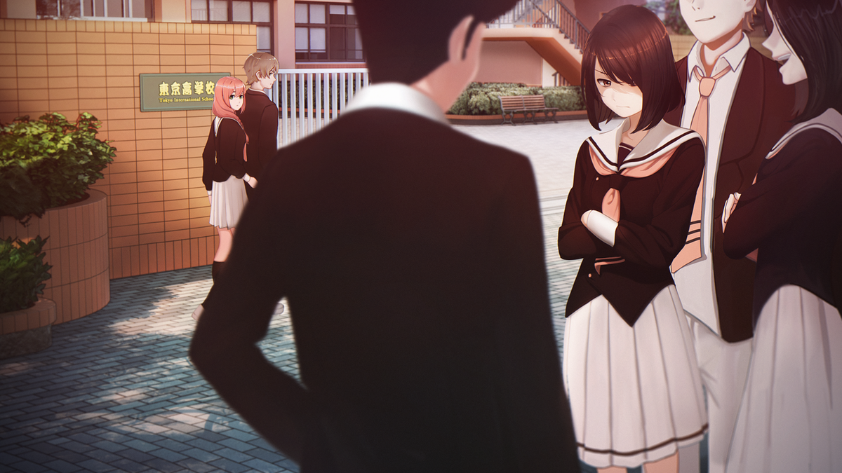 Вот она, слева, с ГГ чешет. Ивамура справа