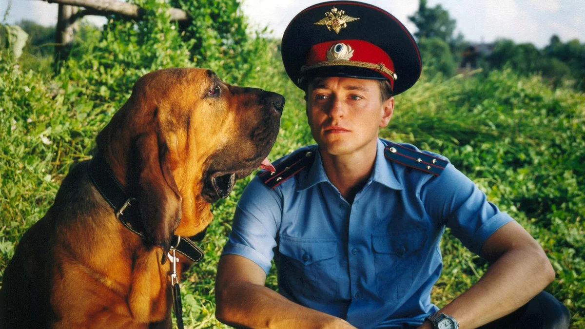 Кадр из сериала "Участок", 2003 год. Режиссёр: Александр Баранов.