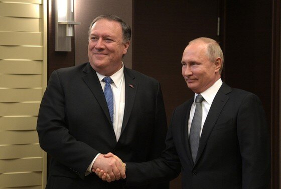    Майк Помпео и Владимир Путин