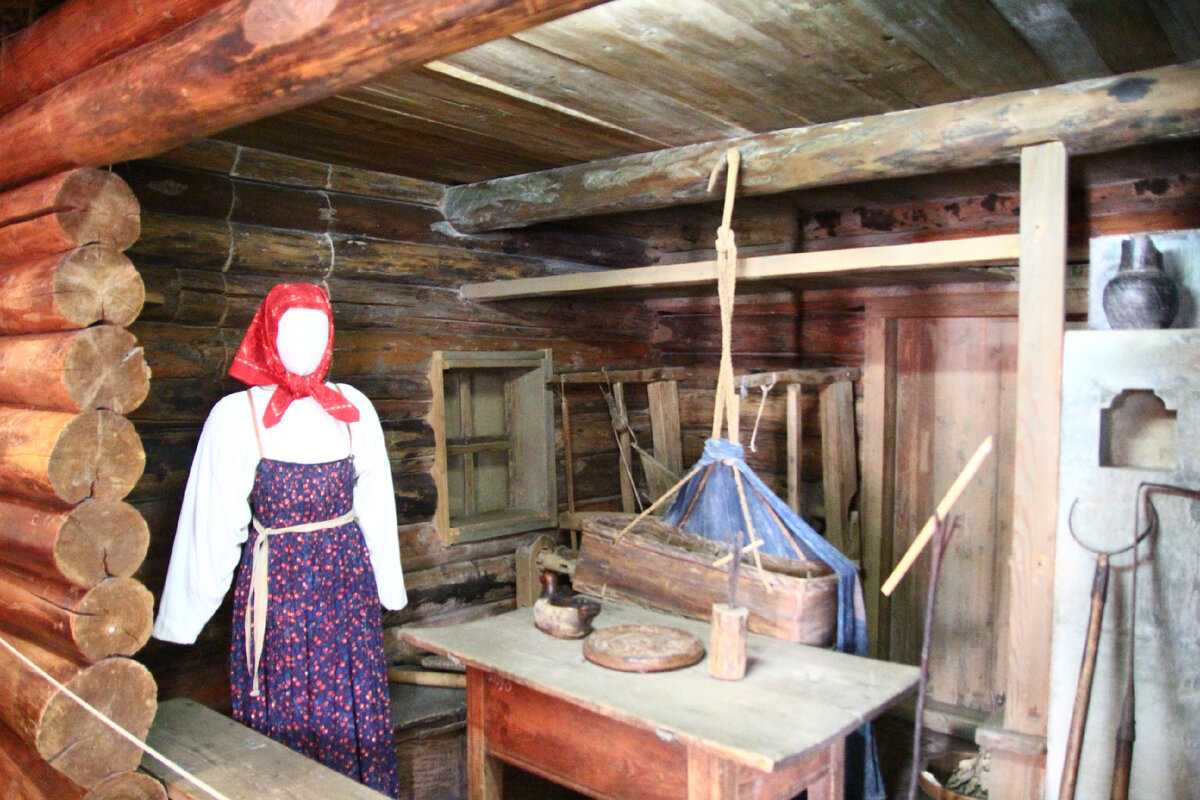 Если вы бывали когда нибудь в музее, из которого не хочется долго  уходить, то тогда вам стоит сходить и в музей краеведения, который находится в Саратове, на ул.-41