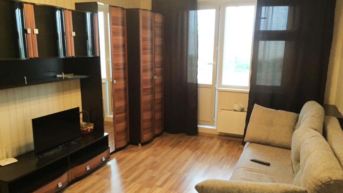 Устаревшие мебельные стенки для гостиной