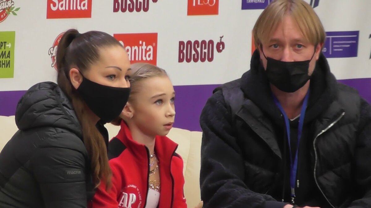 Людмила Алферова, Вероника Жилина и Евгений Плющенко. Фото из открытых источников