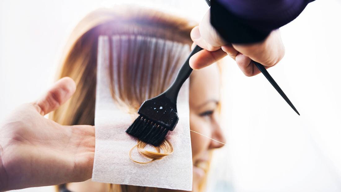 Секреты парикмахеров при окрашивании волос