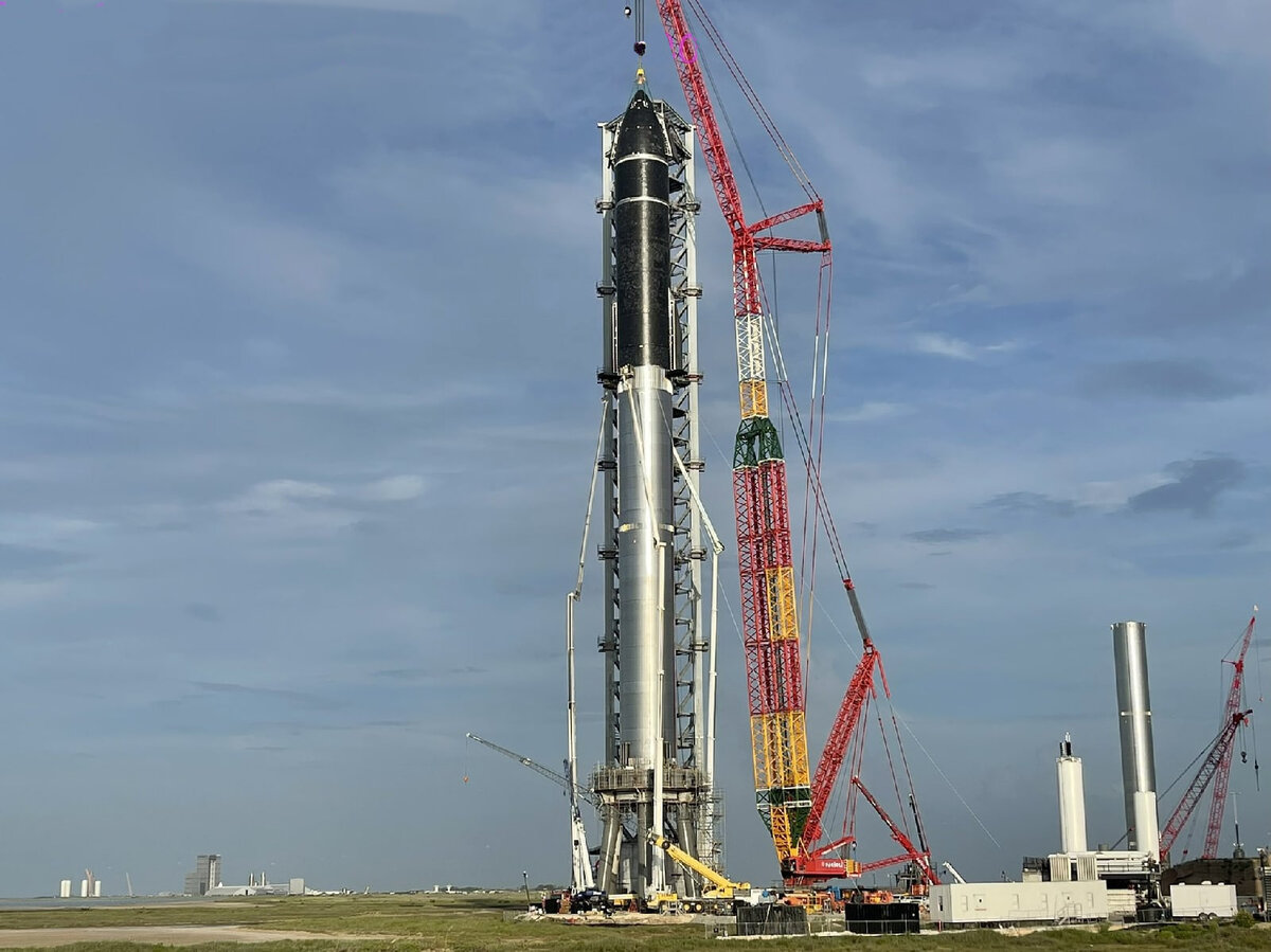 Ракета носитель super heavy. Ракета носитель super heavy. Starship super heavy spacex. Starship super heavy spacex. Старшип и хеви.