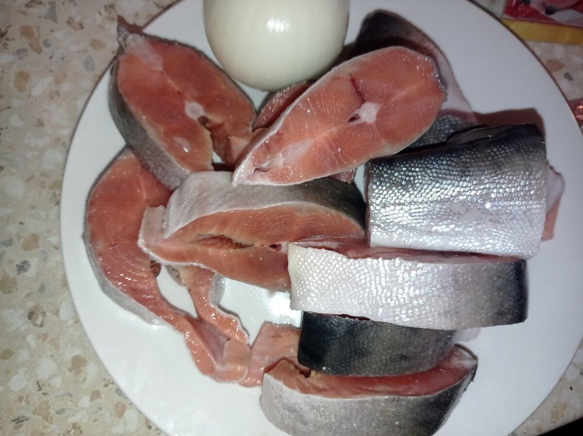 Классический рецепт приготовления ухи из лосося