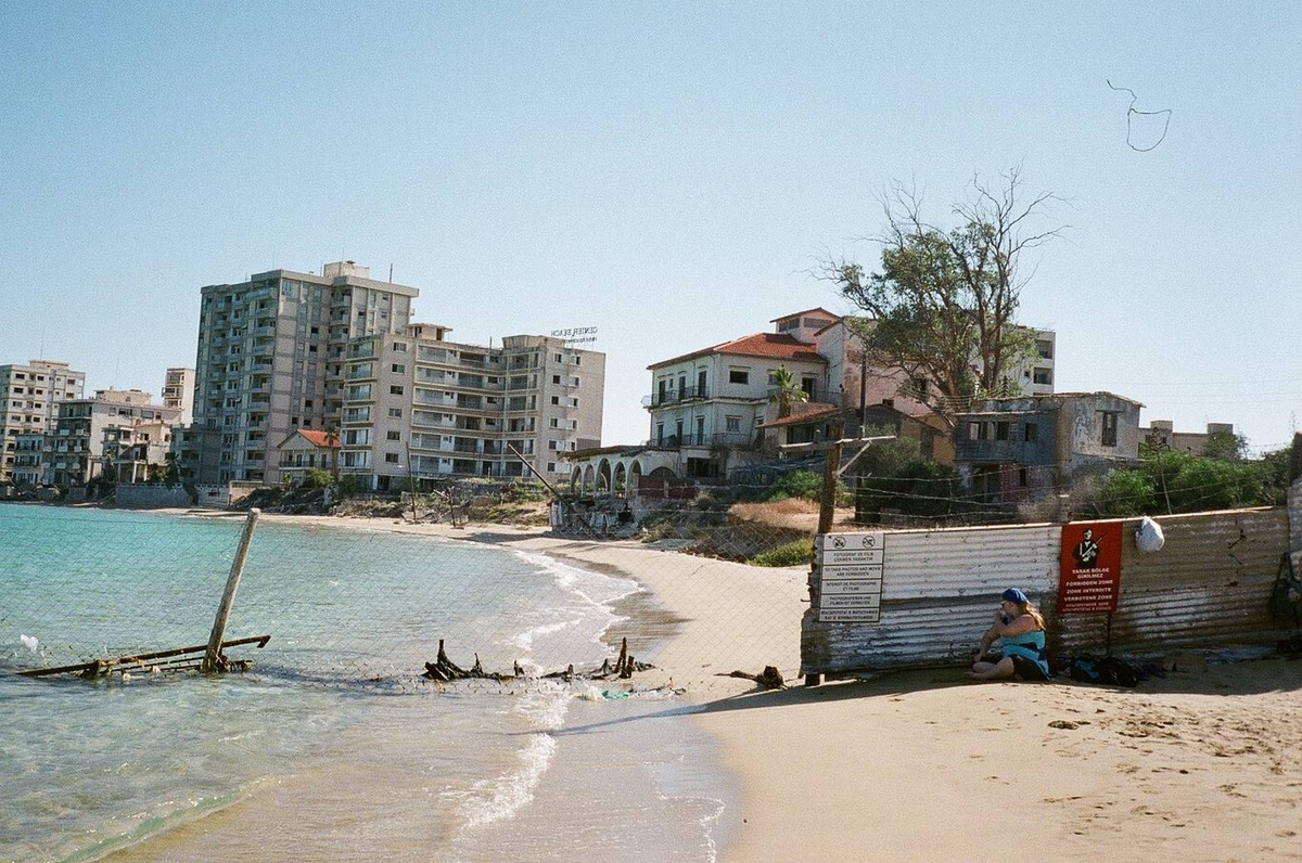 Sandy Beach Вароша