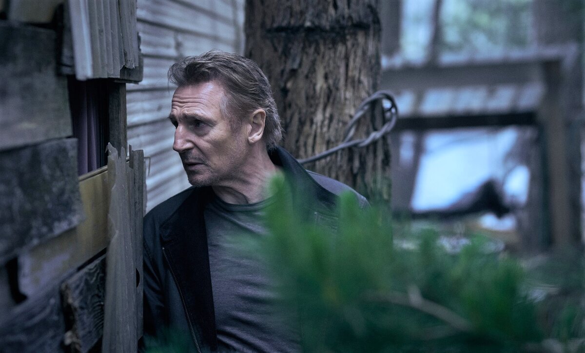 Трэвис Блок не делает жанровых открытий, а нужны ли они? Кадр из к/ф «Игра теней».