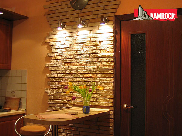 Искусственный камень КАМРОК ®  в интерьере - Коридор