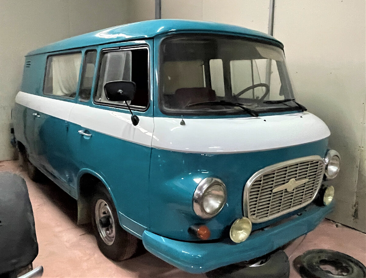 Barkas B1000