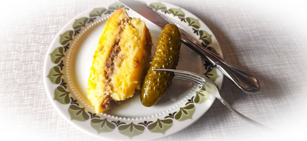Рецепт: Картофельная запеканка с фрикадельками - Фрикадельки в сотах :)