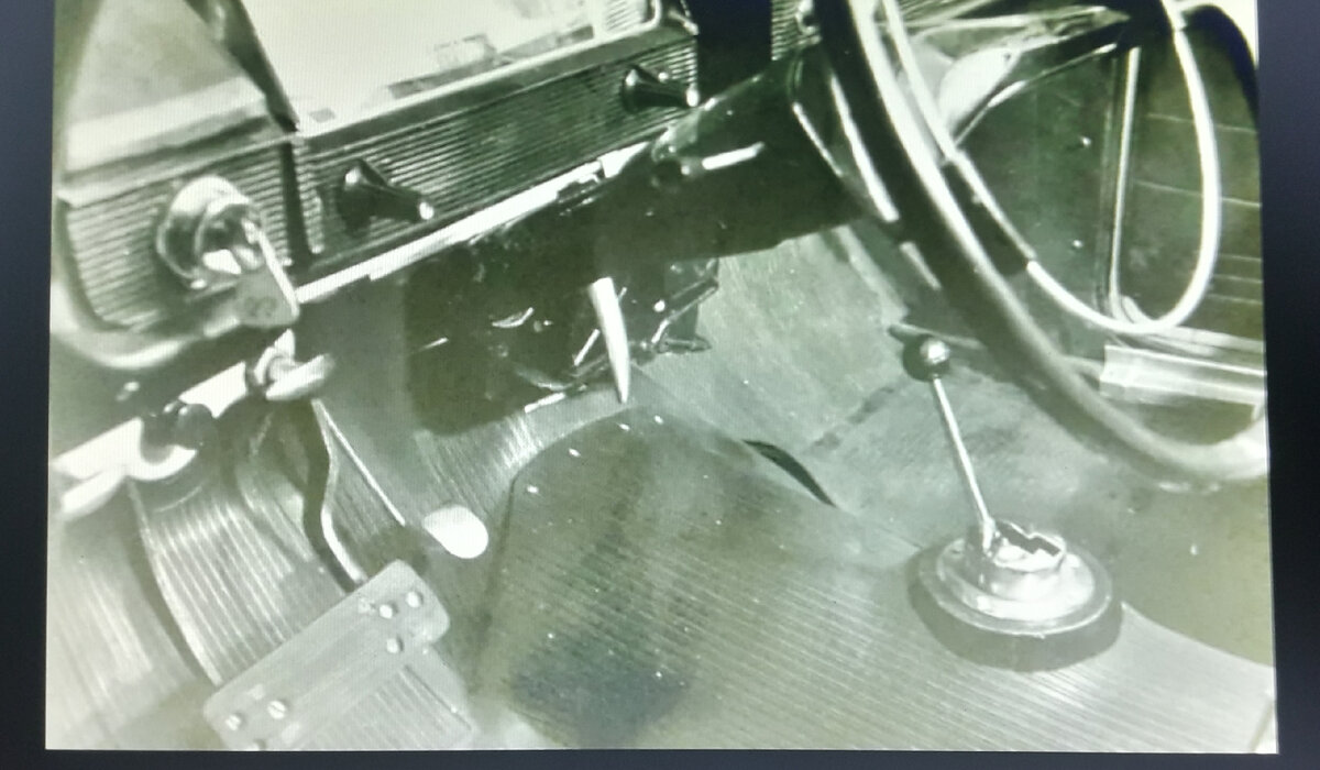 Селектор АКПП в экспериментальном Москвич 412.