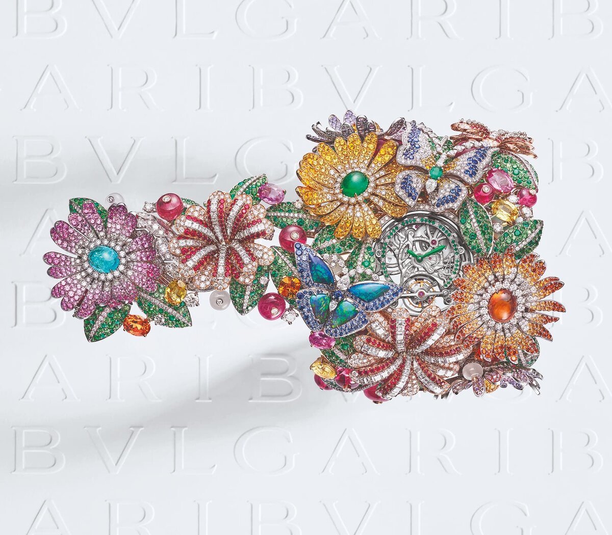 ���� Giardino Dell'Eden Tourbillon high jewellery, �� ������������ ������� ���� ����� 4400 �����, �������� 6500 ������������ ������� ����� ����� 223 ������ � ��������, �������, ����� ��������������� ��������� �� ���� ���������. ��� ��������� ������� ������������ ����� �������������������� ������������� ������ ����� - ��������� ����. ������� Bulgari ������������ ��� ����� ����������� ������, ������� ������ ����� ����� ��� �������, �� �������� �������, ��������� � �������� �� ������� ����������, �����, ������, ���������� � ������������ ������� ������� ����������� ��������� ���. 