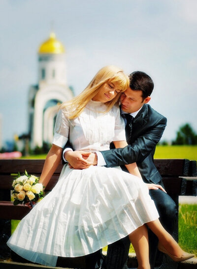 Что такое лето? Это время отдыха, наслаждения яркими лучами теплого солнышка, время знакомств и неповторимых приключений, которым сопутствует уйма свободного времени.    